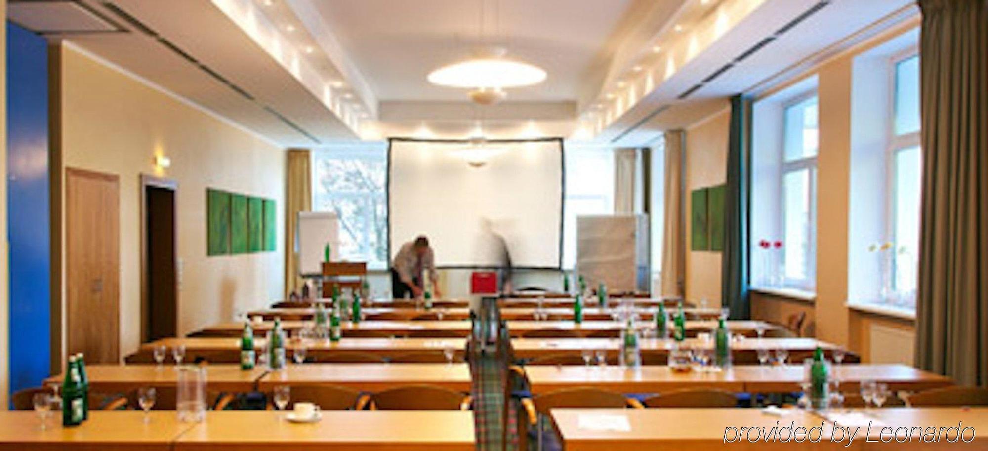 Grünau Hotel 4*